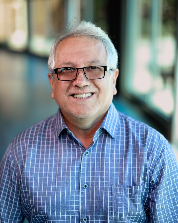 Lindolfo DosSantos, Teaching Pastor, Eastside Brazilian